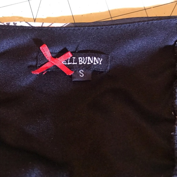 Hell bunny bat dress (black and white version) - Picture 4 of 4